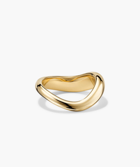 Dôme Figure Ring with a distinctive curved design, reflecting unique angles and inspired by slow, intentional movement.