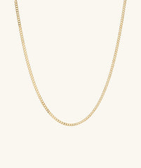 Curb Chain Necklace: Handcrafted 14k solid gold chain, suitable for everyday wear, short length ideal for layering with longer necklaces.