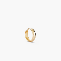 Single Bold Huggie Hoop