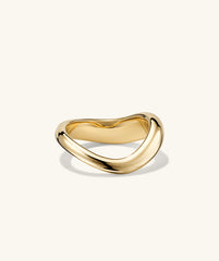 DÃ´me Figure Ring with a distinctive curved design, reflecting unique angles and inspired by slow, intentional movement.