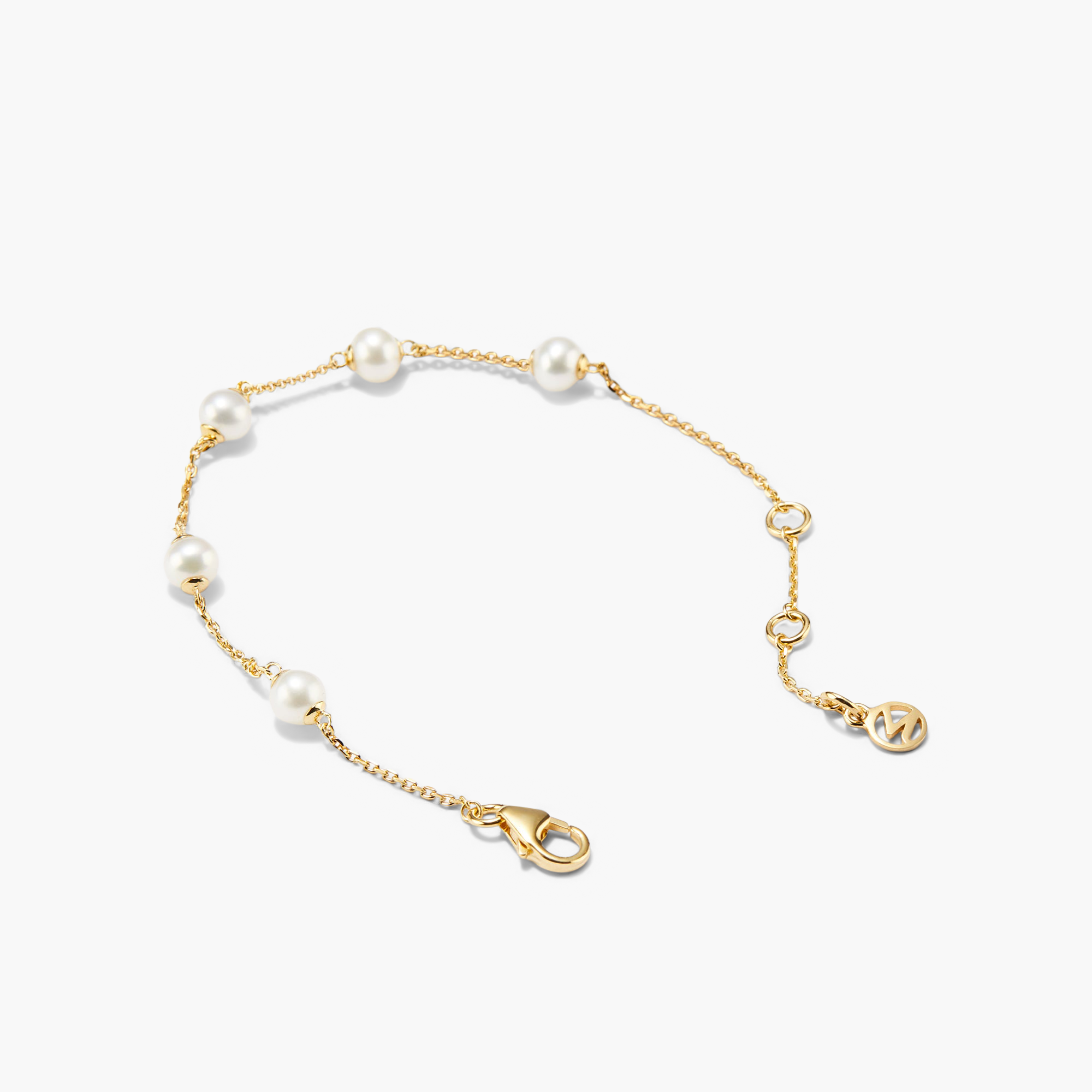 Mini Pearl Satellite Bracelet featuring freshwater pearls on a delicate gold vermeil chain.