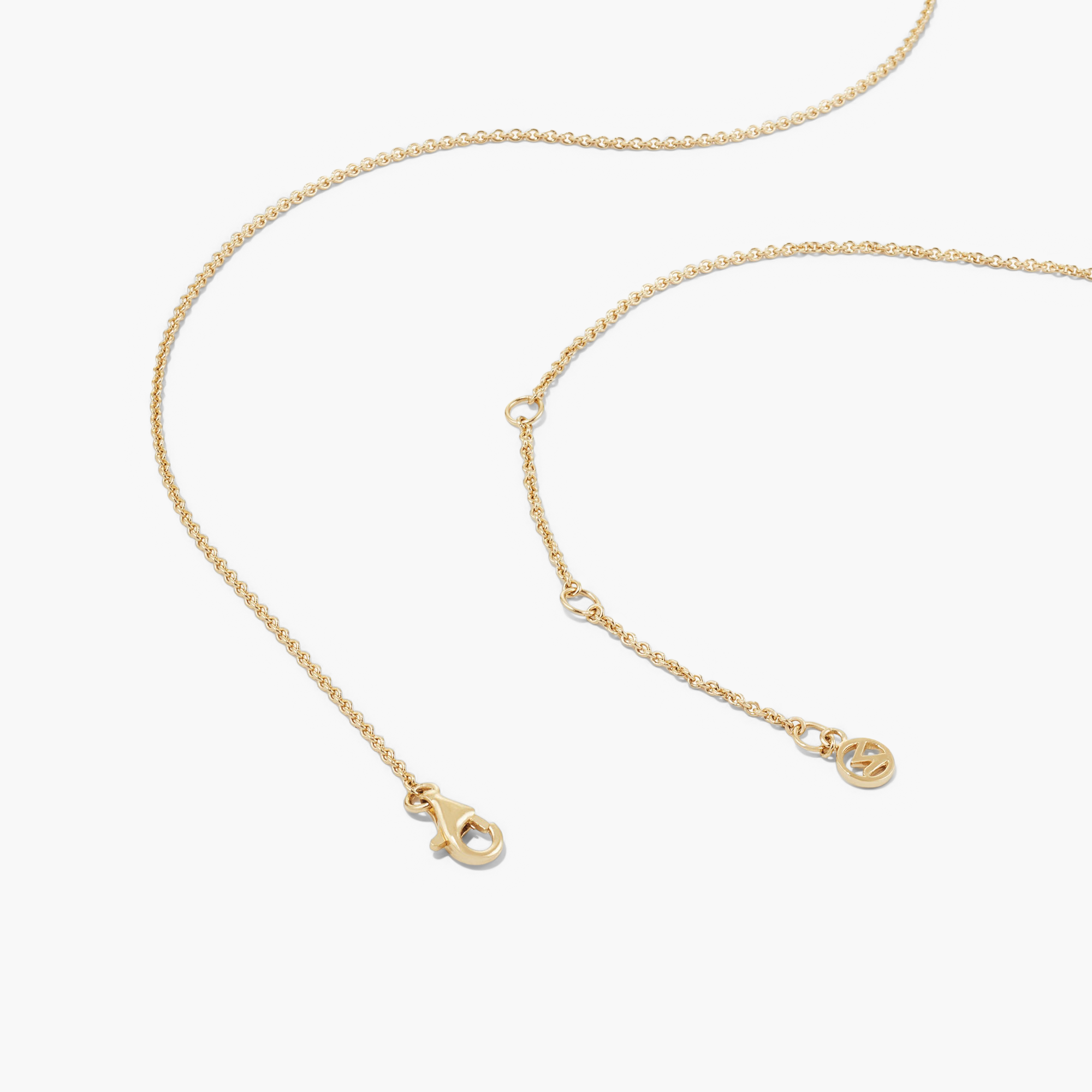 Bold Letter Pendant Necklace in 18k gold vermeil, featuring an 'S' initial on a 20 to 22-inch cable chain with an accordion pattern.